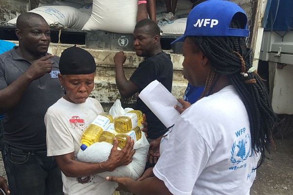 WFP food distribution in Les Cayes, Haiti.