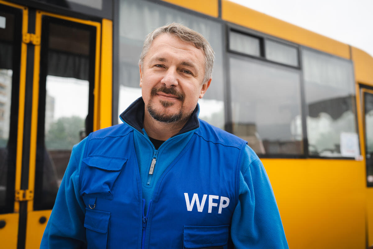 Man in blue WFP vest